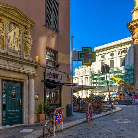 Апартаменты Luminoso Nel Cuore Di Genova+balcone *