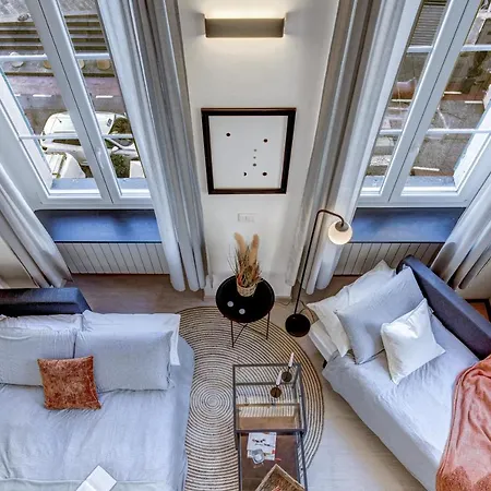 Luminoso Nel Cuore Di Genova+balcone Апартаменты