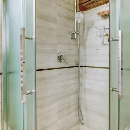 Luminoso Nel Cuore Di Genova+balcone * Генуя