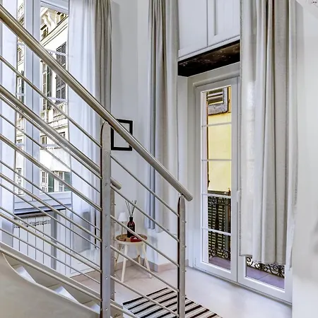 Luminoso Nel Cuore Di Genova+balcone 热那亚